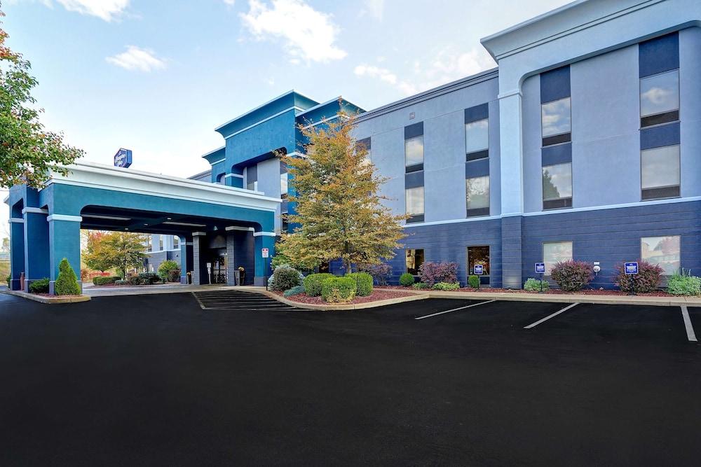 Hampton Inn Cortland Exterior photo