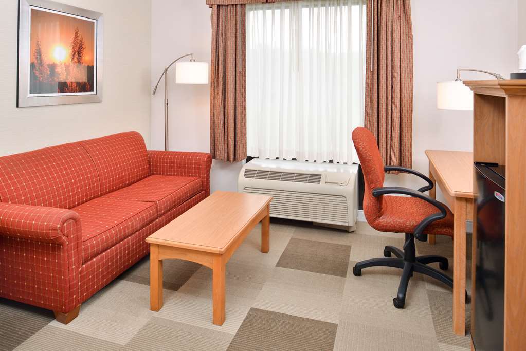 Hampton Inn Cortland Room photo